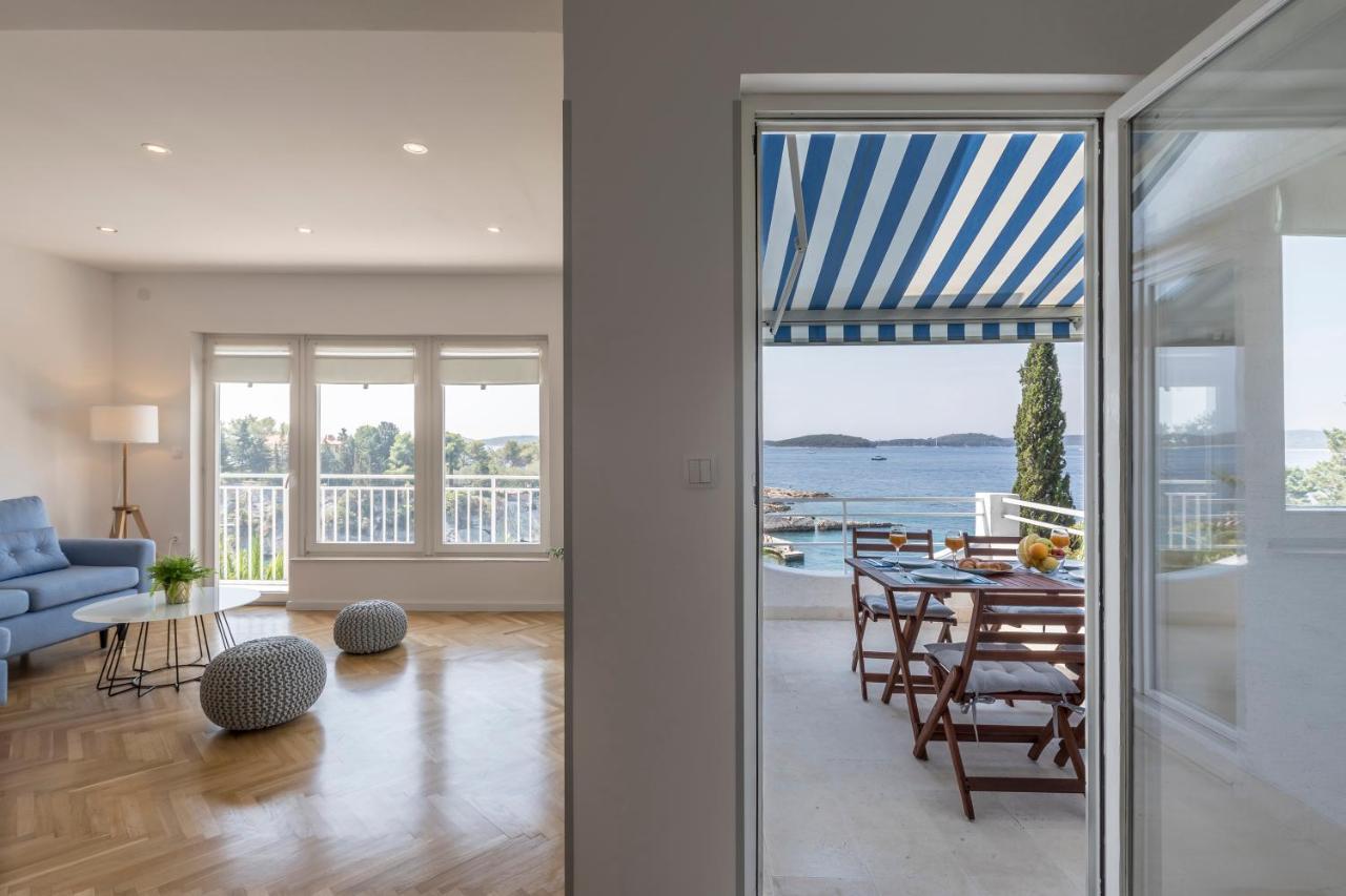 Apartment Shades Of Blue Hvar Town Extérieur photo