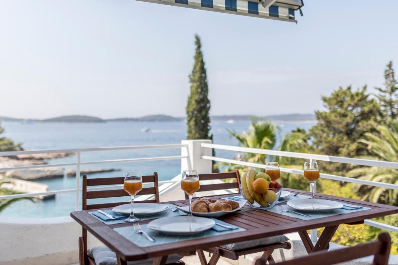 Apartment Shades Of Blue Hvar Town Extérieur photo